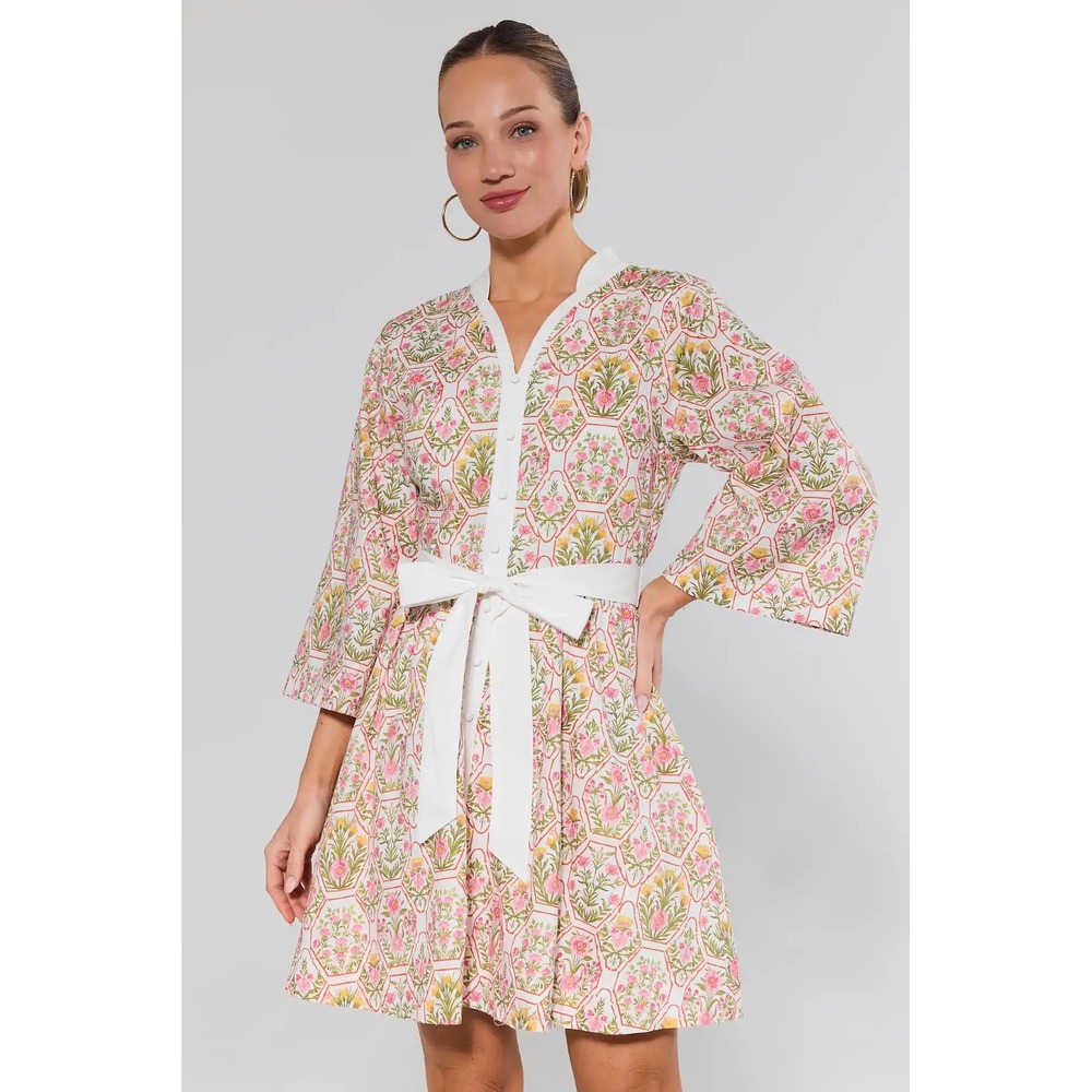 Avara Cameron Dress L Muticolor Floral Tie Waist Resort Chic Boho Preppy NWT